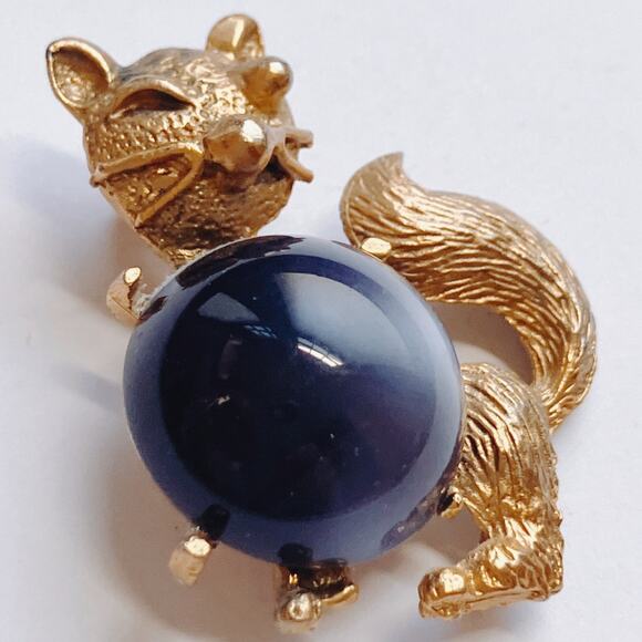 VTG 1950s Brooch Moonglow Lucite Cat Figural Mid Century Gold Tone Pin - Picture 4 of 9